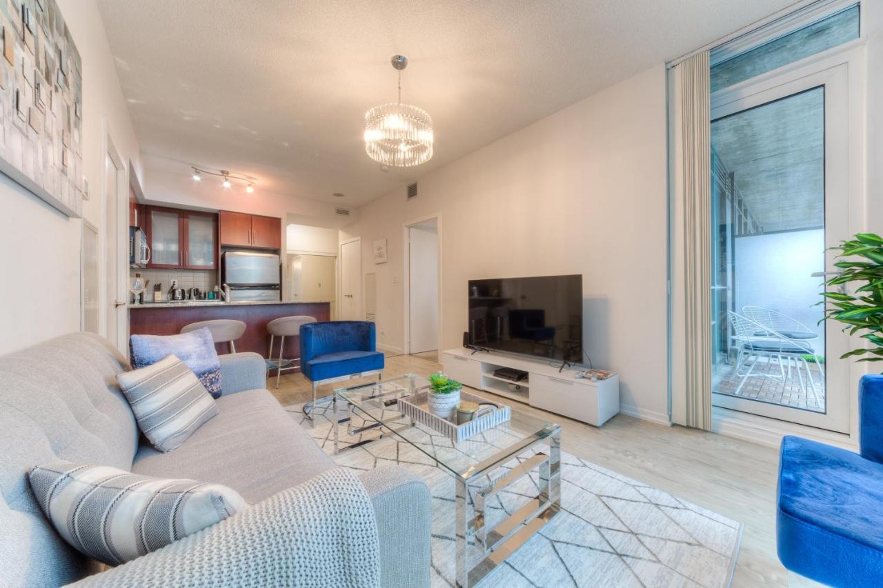 تورونتو Stylish Newly Furnished Condo With Beautiful Lake View المظهر الخارجي الصورة