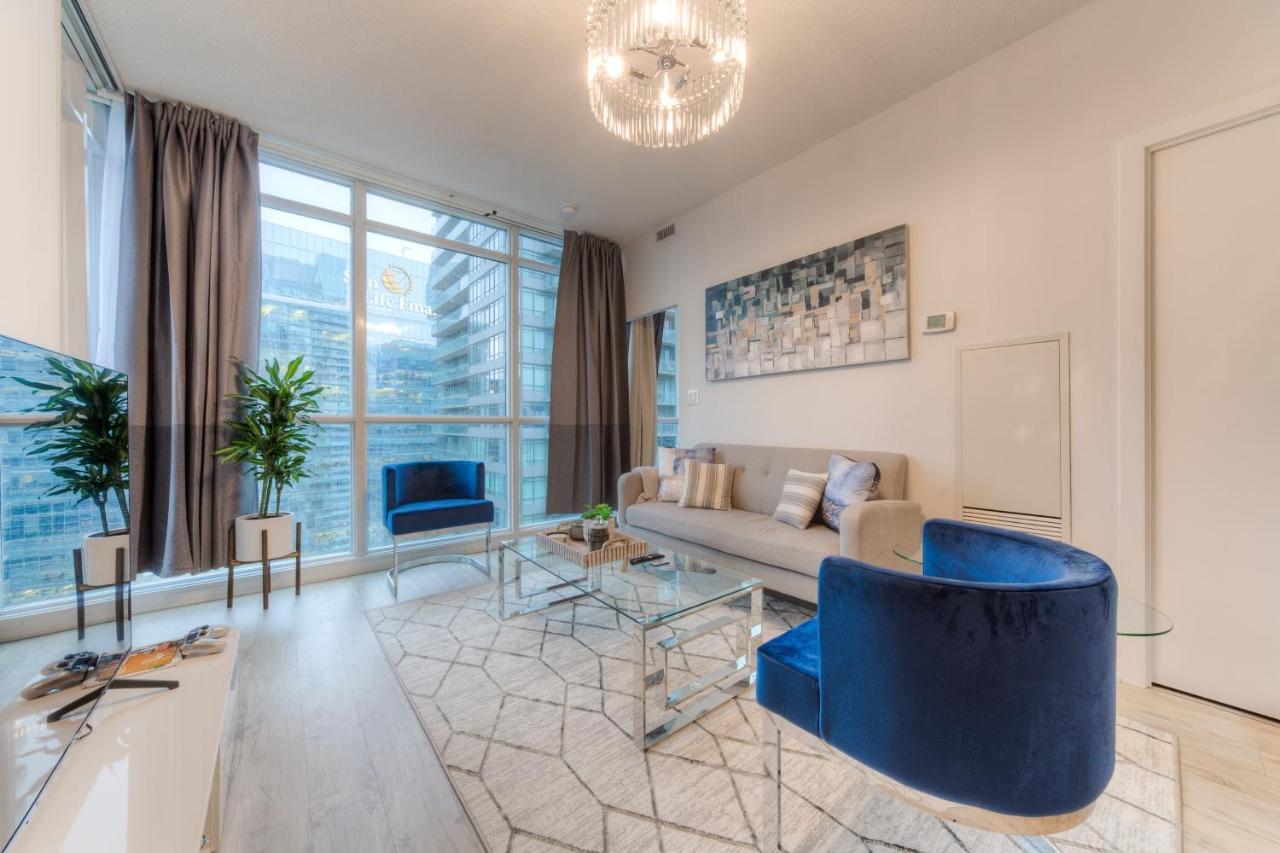تورونتو Stylish Newly Furnished Condo With Beautiful Lake View المظهر الخارجي الصورة